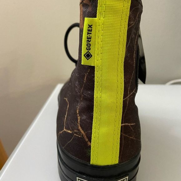 NWOB Converse Chuck Taylor Gore-Tex HI Shoes - Men | Size: 11 | Camo/Hunting - Picture 3 of 5